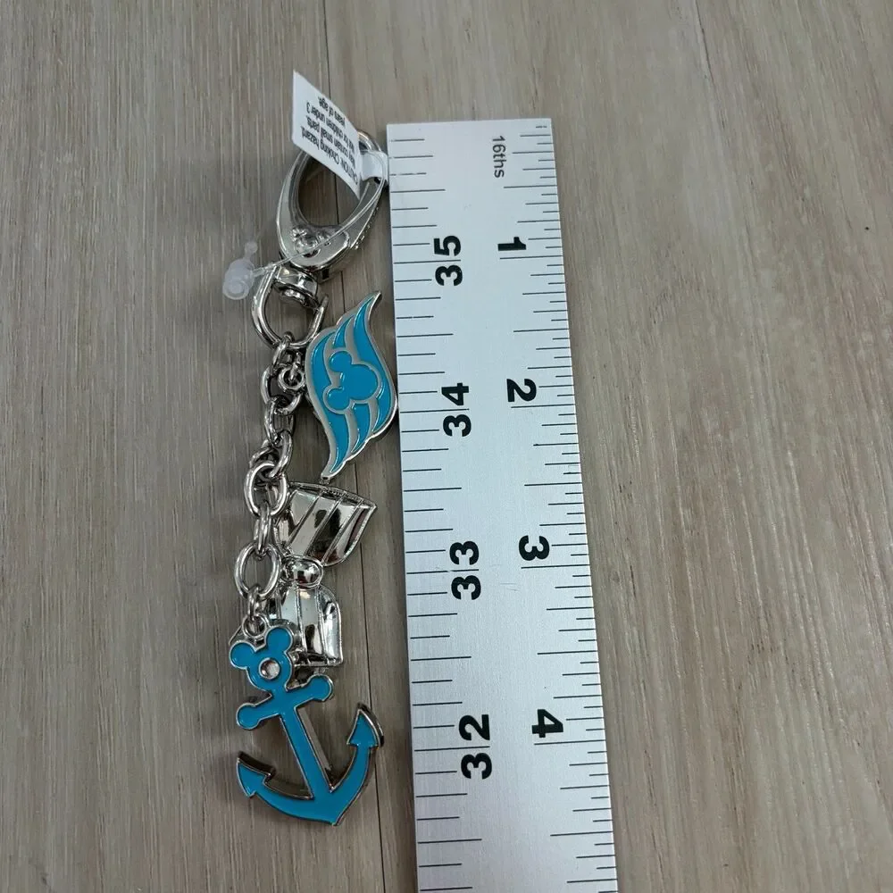 Disney Lanyard w/ Assorted Disney Keychains 2023 Disney World Mickey Mouse